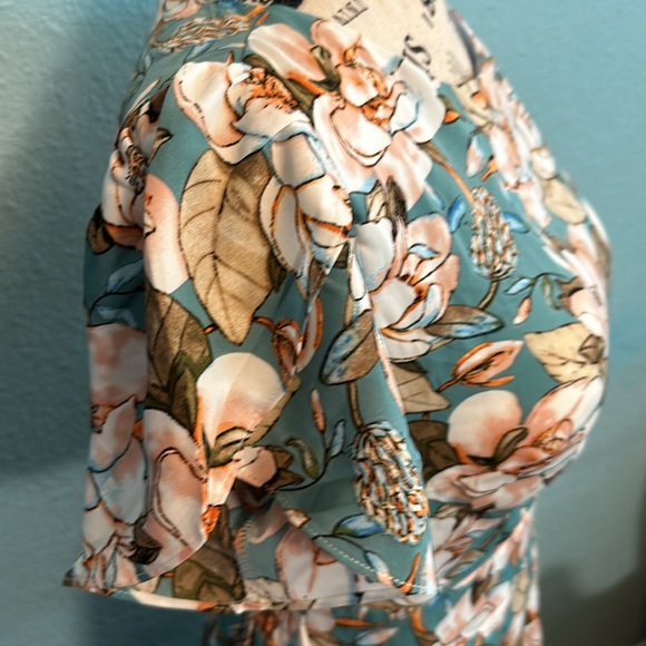 FLORAL with paded bra!! - Picture 4 of 8